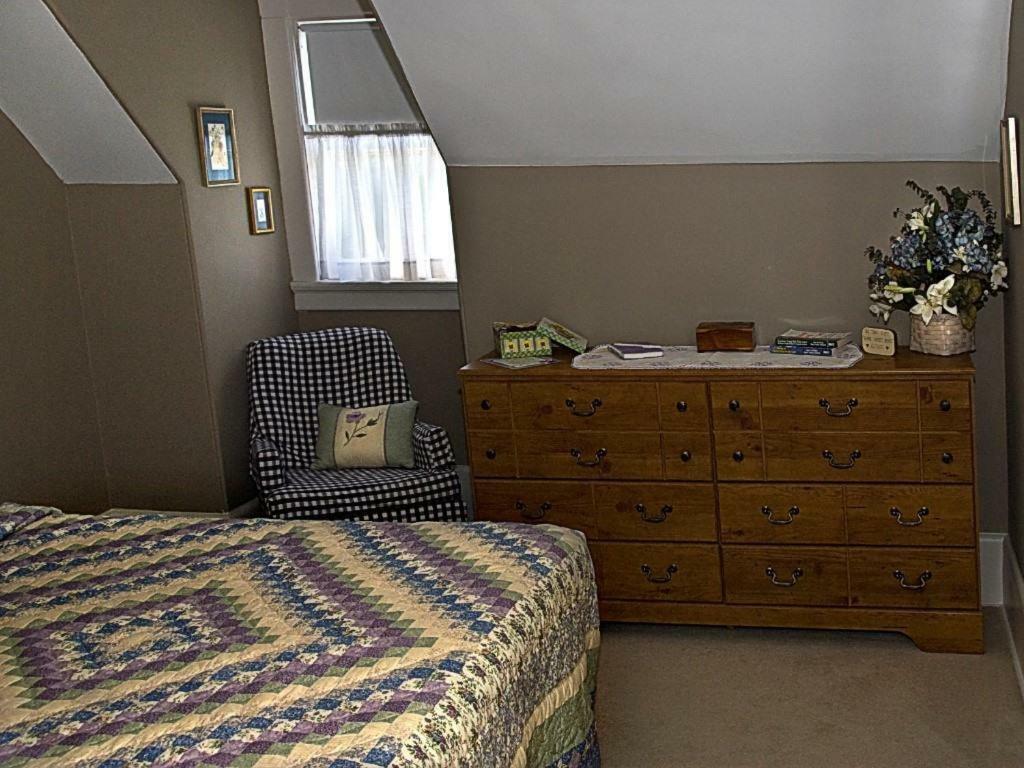 Hawthorn Bed And Breakfast อินดีเพนเดนซ์ ภายนอก รูปภาพ