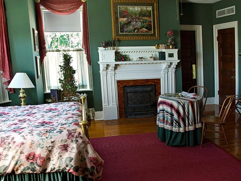 Hawthorn Bed And Breakfast อินดีเพนเดนซ์ ภายนอก รูปภาพ