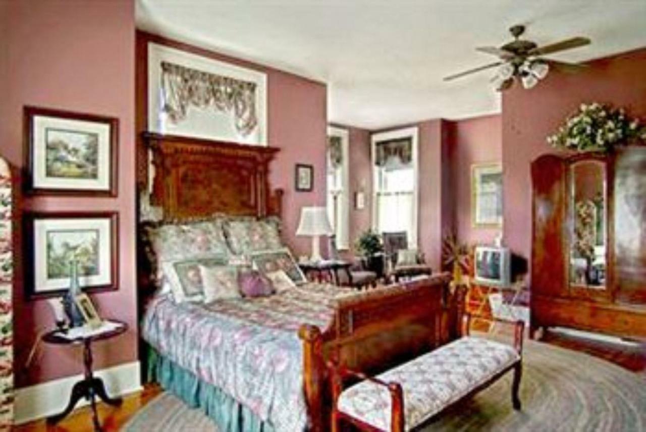 Hawthorn Bed And Breakfast อินดีเพนเดนซ์ ภายนอก รูปภาพ